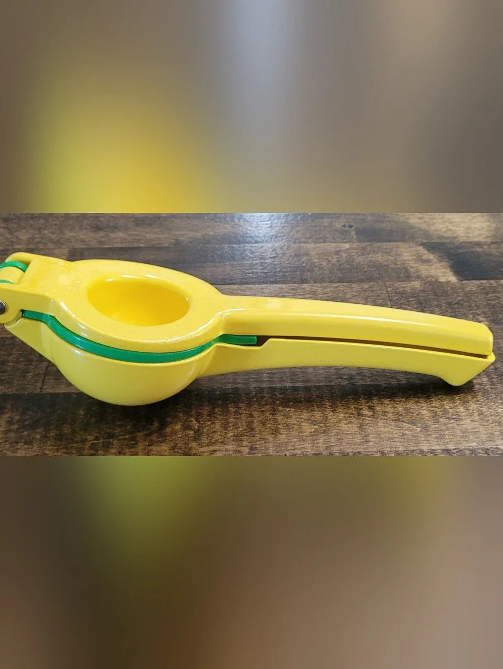Lemon Lime Fruit Juicer